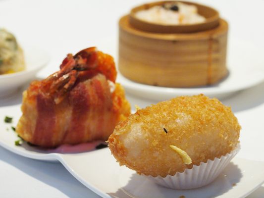 Lai Wah Heen by null