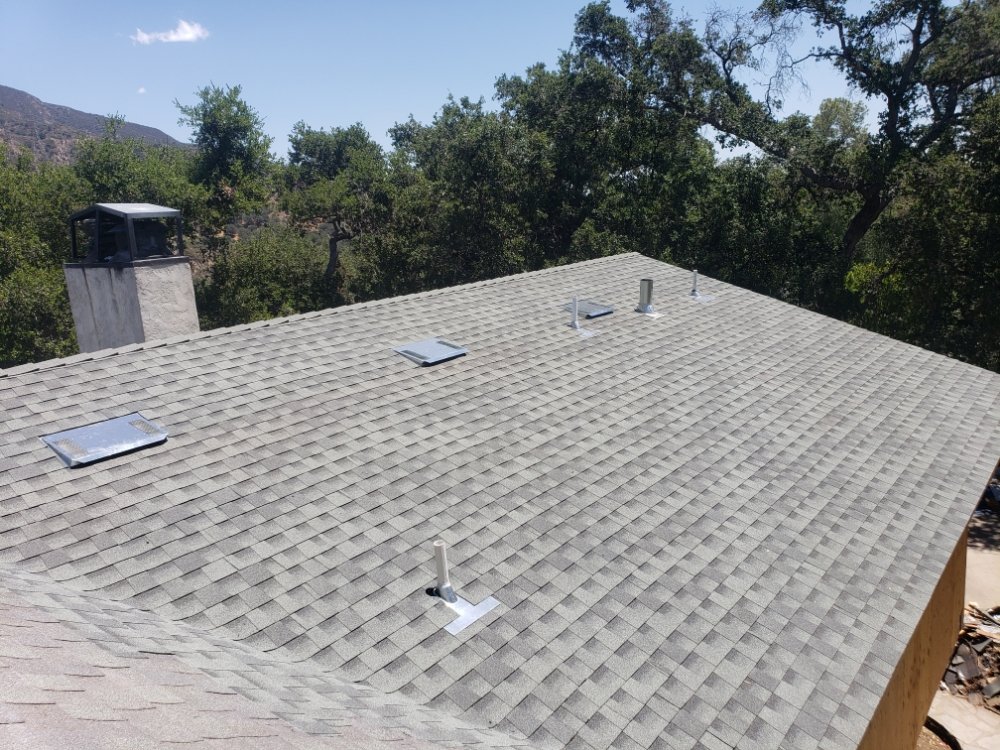 Slide of 2Gun Roofing & Waterproofing