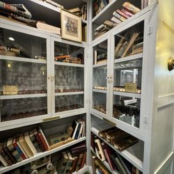 Chocolat By Adam Turoni - Chocolate display/ bookshelves.