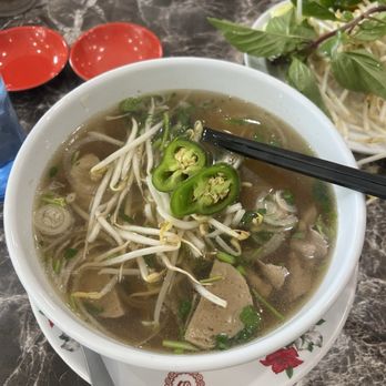 Nha Hang Viet Nam - Vietnamese Near Me - Chicago, Illinois