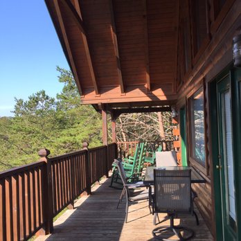 Colonial Properties - Porch (Bears Hideaway) - Property Management Near Me - Pigeon Forge, Tennessee Colonial Properties - Porch (Bears Hideaway) - Property Management Near Me - Pigeon Forge, Tennessee