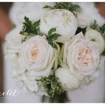 CACHEPOT Floral & Garden - Garden roses make the loveliest bridal bouquets. - Florists Near Me - Knoxville, Tennessee CACHEPOT Floral & Garden - Garden roses make the loveliest bridal bouquets. - Florists Near Me - Knoxville, Tennessee