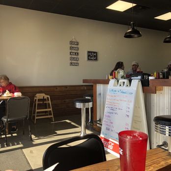 Pinkard's - American Near Me - Adairsville, Georgia