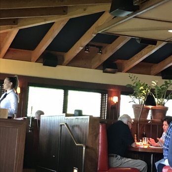 Rutherford Grill - Interior - American Near Me - Rutherford, California