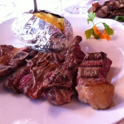 El Rancho - Asado de tira, entraña, lomo alto y lomo bajo