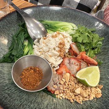 The Bangkok - Ba Mii Pu Moo Dang (crab fry noodles with pork) - Vietnamese Near Me - Melrose, Massachusetts