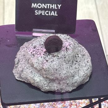 Night Owl Cookies - Hersheys cookies and cream - Desserts Near Me - Miami, Florida Night Owl Cookies - Hersheys cookies and cream - Desserts Near Me - Miami, Florida