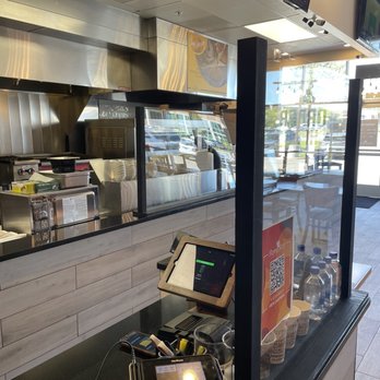 Pappa Roti - Indoor - Juice Bars & Smoothies Near Me - Rochester Hills, Michigan Pappa Roti - Indoor - Juice Bars & Smoothies Near Me - Rochester Hills, Michigan