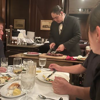 Hy's Steak House - Steakhouses Near Me - Honolulu, Hawaii