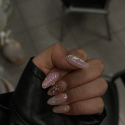 Purelux Nail & Spa