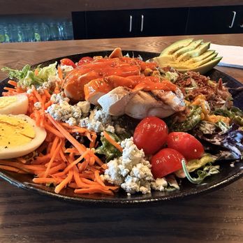 30hop - Grilled Buffalo Chicken Cobb - Breakfast & Brunch Near Me - OMAHA N, Nebraska
