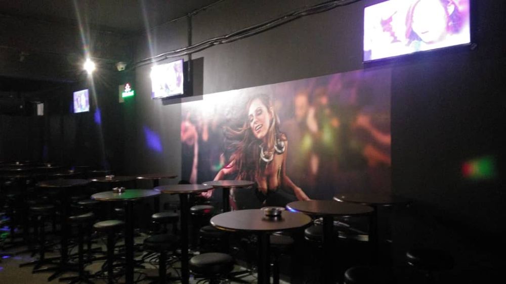 ONE LOVE BISTRO Updated October 2024 LG 38 , Jalan BS 1/3, Seri