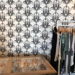 Cool wallpaper at Onyx Boutique, Divisadero Street at Page Cool wallpaper at Onyx Boutique, Divisadero Street at Page