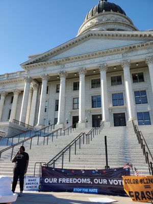 Utah State Capitol by null