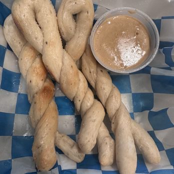Ypizza - Y knots with beer cheese sauce - Pizza Near Me - Daphne, Alabama