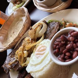 Sabor Catracho Restaurant - Steak and eggs