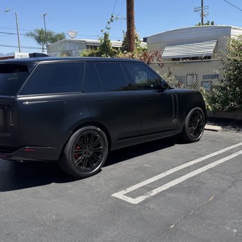 SAS Elite Tint - Range Rover - Vehicle Wraps Near Me - Van Nuys, California SAS Elite Tint - Range Rover - Vehicle Wraps Near Me - Van Nuys, California