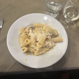 Rigatoni carbonara Rigatoni carbonara