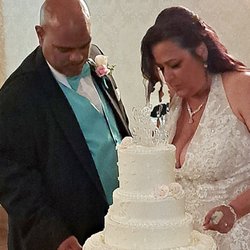 O'Neill's Catering - Cake table