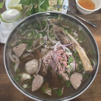 Ba Le Restaurant - Pho Dac Biet - Vietnamese Near Me - Arlington, Texas