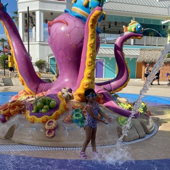 Morgan's Wonderland - Warm splash pad - Amusement Parks Near Me - San Antonio, Texas