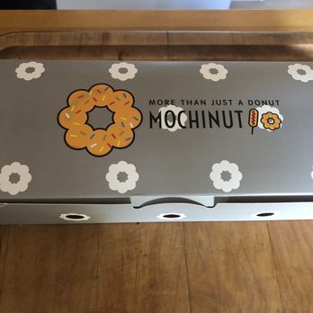 La Ca Bakery & Cafe - Mochinut Donuts - Vietnamese Near Me - Hayward, California