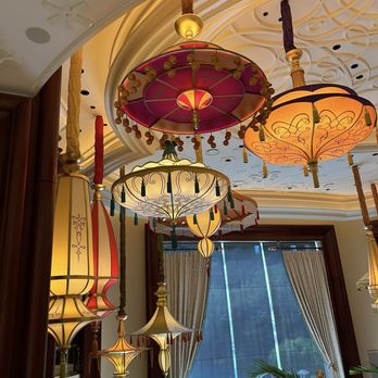 Wynn - beautiful light fixtures inside - Hotels Near Me - Las Vegas, Nevada