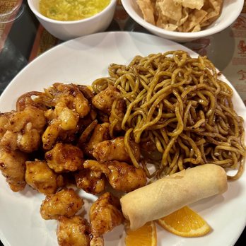 Golden Dragon - L5. Orange Chicken Lunch Combo with Lo Mein - Chinese Near Me - Flagstaff, Arizona