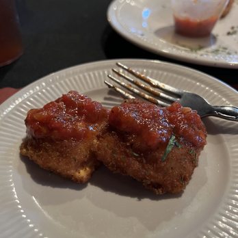 Angottis Restaurant - Fried ravioli - New American Near Me - Columbus, Indiana Angottis Restaurant - Fried ravioli - New American Near Me - Columbus, Indiana