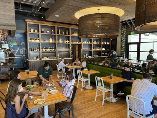 True Food Kitchen by null