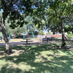 Elvie Perazzo Briggs Park