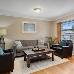 More Decor - Staged Seattle Property