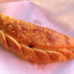 Barca Kikuet - Specialty is these empanadillas of pizza or chicken from Kikuet