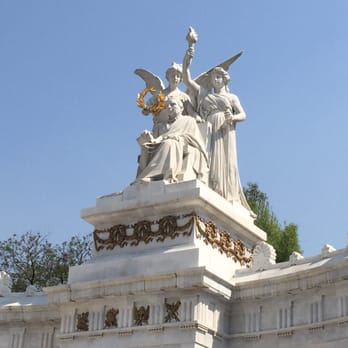 Alameda Central - Statues - Parks Near Me - México, D.F., DIF
