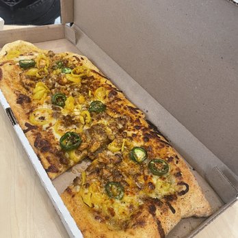 Slim & Husky’s - S and h got chicken - Pizza Near Me - Nashville, Tennessee
