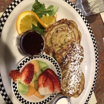 Black Bear Diner Orem - Cinnamon Roll French Toast - American Near Me - Orem, Utah Black Bear Diner Orem - Cinnamon Roll French Toast - American Near Me - Orem, Utah