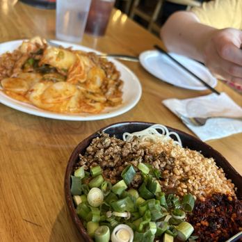 Hu's Cooking - Da Dan Dan Noodles spicy - Chinese Near Me - Houston, Texas