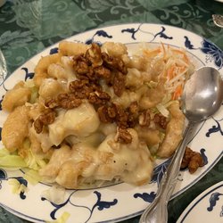 Tong's Hunan Restaurant - Honey Walnut Chicken