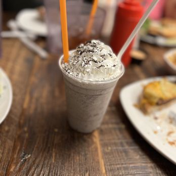 Big Orange | Rogers - Oreo milkshake - Burgers Near Me - Rogers, Arkansas