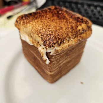 maman - S s'mores croissant cube - Bakeries Near Me - New York, New York