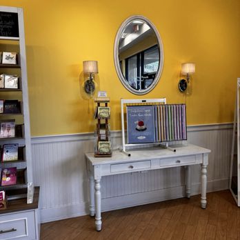 Nothing Bundt Cakes - Inside aesthetic - Bakeries Near Me - Westminster, California Nothing Bundt Cakes - Inside aesthetic - Bakeries Near Me - Westminster, California