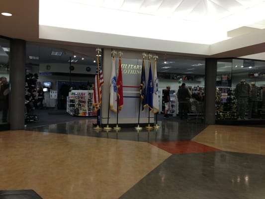 travis air force base store