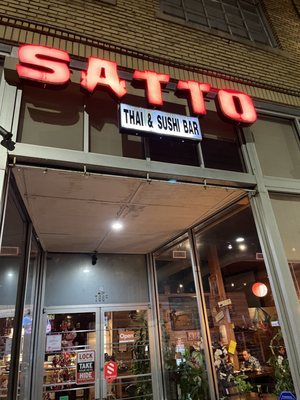 Satto Thai and Sushi Bar by null