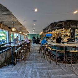 Rock Island Oyster Bar & Grill