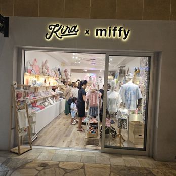 Kira x Miffy - 11-3-24. Storefront Entrance - Gift Shops Near Me - Honolulu, Hawaii Kira x Miffy - 11-3-24. Storefront Entrance - Gift Shops Near Me - Honolulu, Hawaii