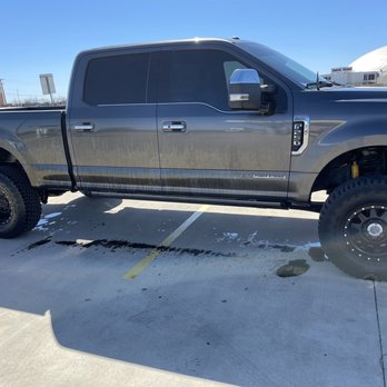 Take 5 Oil Change - Oil down the side of and underneath my truck after double gasket finally gave out - Oil Change Stations Near Me - Belton, Texas