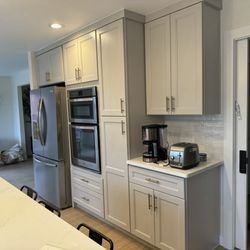 Bryan's Countertop & Cabinet - Excellent time working with Bryan and his crew. Very responsive and helpful and efficient.