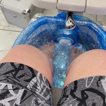 Lush Nail Bar - Nail Salons Near Me - Gilbert, Arizona