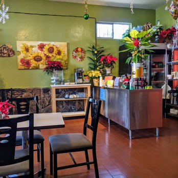 Lidia’s Restaurant - dining room - Mexican Near Me - Richmond, California