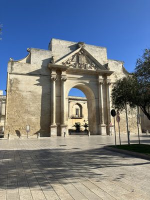 Porta Napoli by null